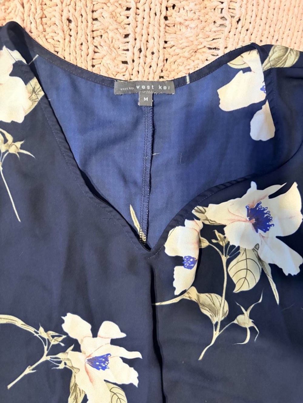 West Kei Navy Floral Knot-Front Blouse - Picture 3 of 4